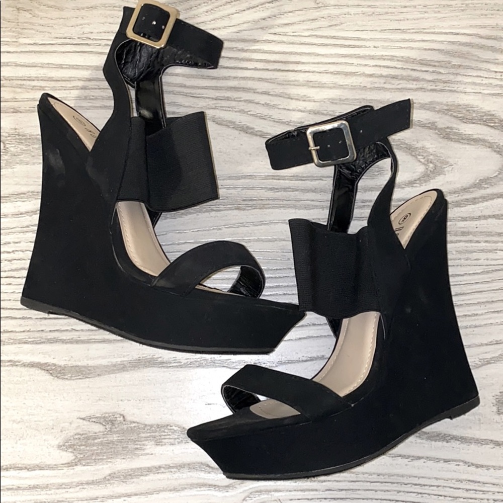 Rouge Helium black wedges